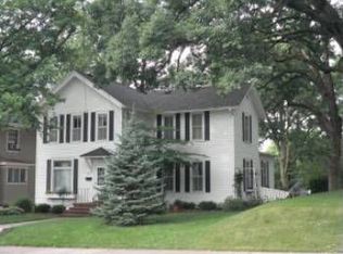 1214 Mulberry Ave, Muscatine, IA 52761