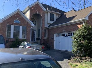 7740 W Shore Rd, Pasadena, MD 21122