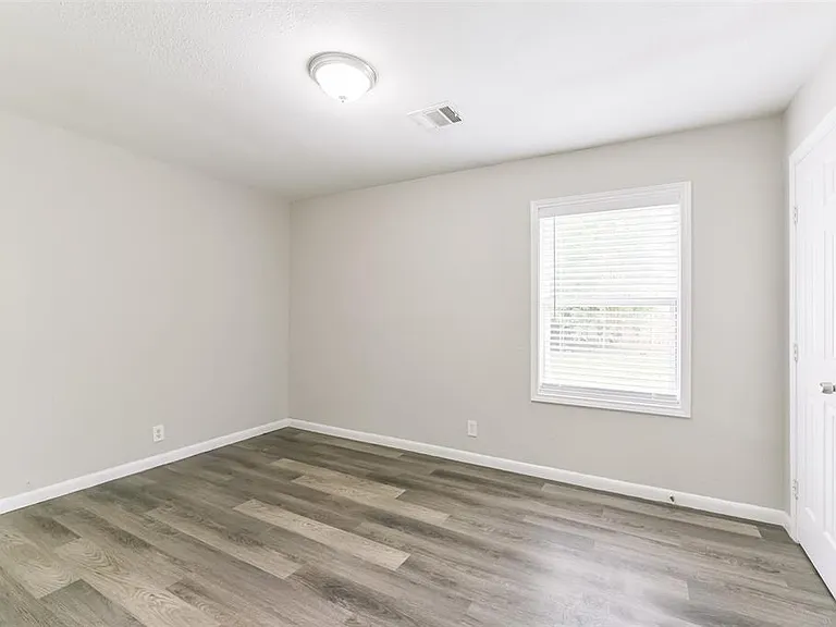 5118 Keystone St — Photo 25