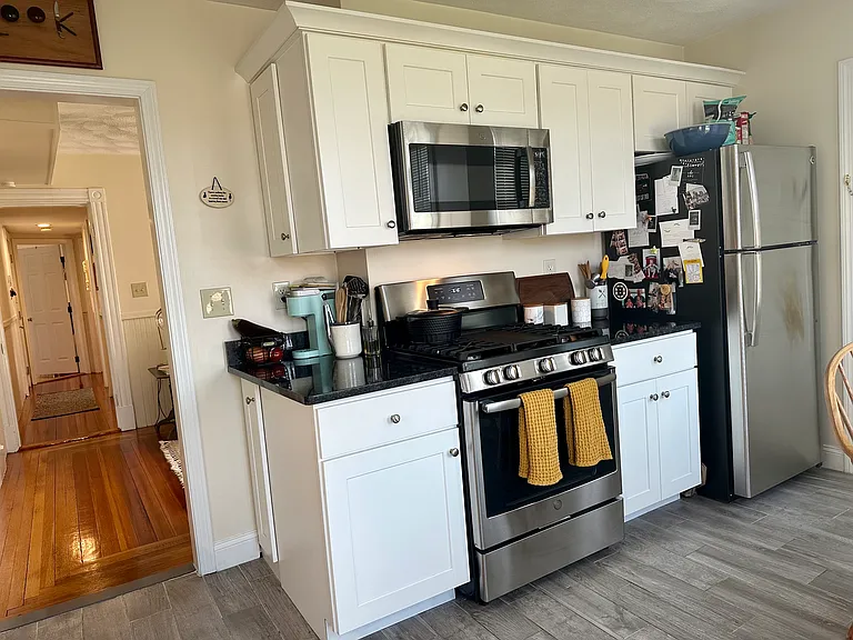 443 Bunker Hill St #1 — Photo 13