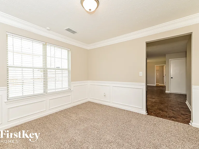 195 Dairyland Dr — Photo 9