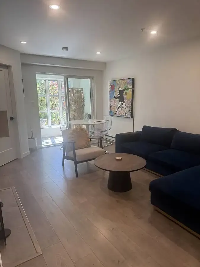 2 bed, 1000 sqft, $3,750 — Photo 3