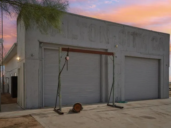 2154 Riviera Cir, Thermal, CA 92274