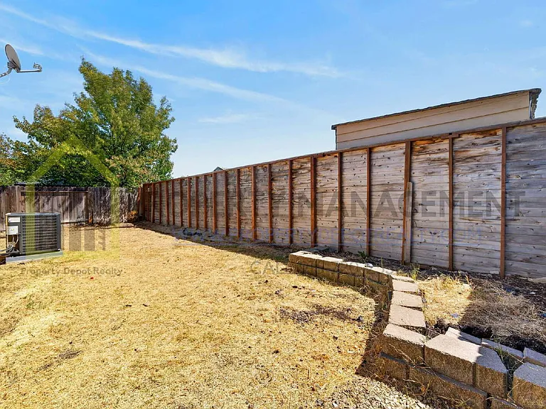 1570 Charm Way — Photo 49