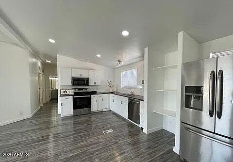 3rd image of 34134 W PECAN Road