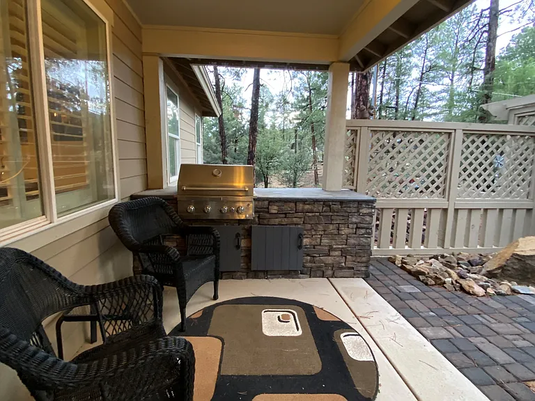 826 Hemlock Ave — Photo 41