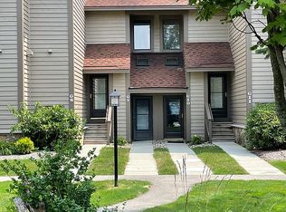 G10 Sunridge Dr, Champion, PA 15622