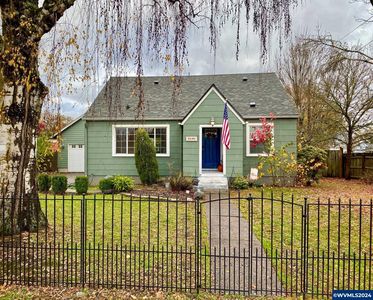 8040 Wheatland Rd N, Salem, OR, 97303