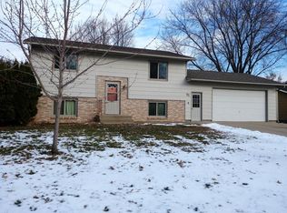 91 Huntley Ln, Waite Park, MN 56387