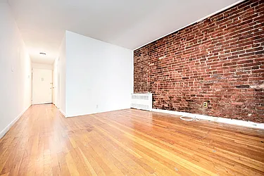Rented by Urbane Brokerage