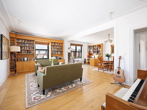 2nd image of 230 W 105th St APT 10D