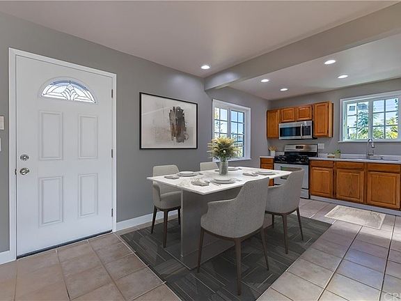 4th image of 22838 Gault St