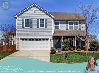 1427 Commonwealth Ave, Statesville, NC 28677