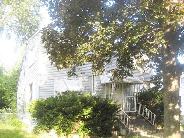 1st image of 2145 N Hawthorne Ave