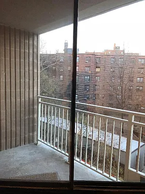 Rented by HOME RESIDENTIAL LLC | media 6