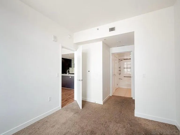 1441 9th Ave #502 — Photo 8
