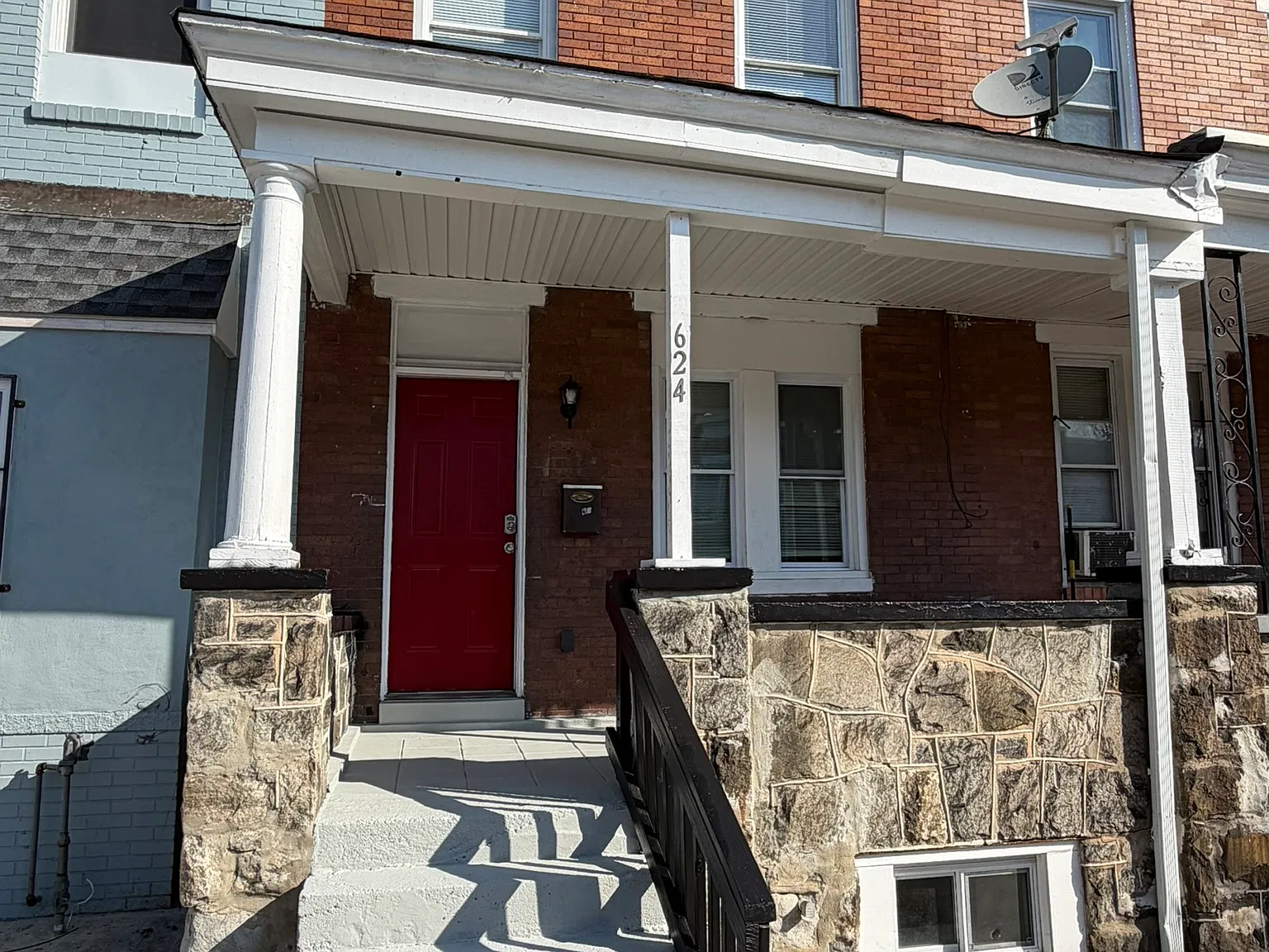 3 bed, $2,195 — Photo 2