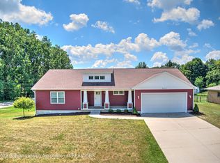 6213 Karen Lee Dr, Lansing, MI