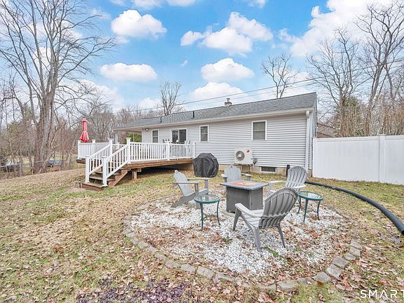 3rd image of 298 Broad Brook Road