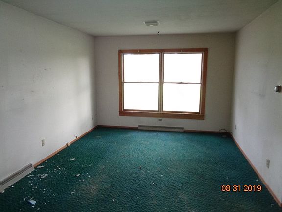 5th image of 5380 Decker Dr