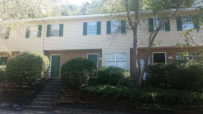 2897 Spruce Cir — Photo 1