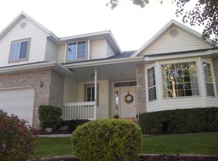 10012 N Oak Rd, Cedar Hills, UT 84062