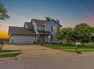 1109 Stonecrest Dr, Kearney, MO 64060