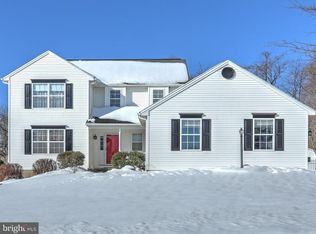 2605 Natalie Dr, York, PA 17402