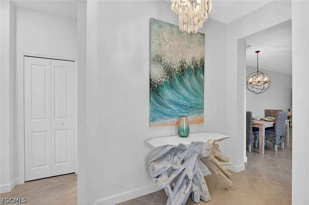 2 bed, 2.0 bath, 1564 sqft, $2,800 — Photo 2