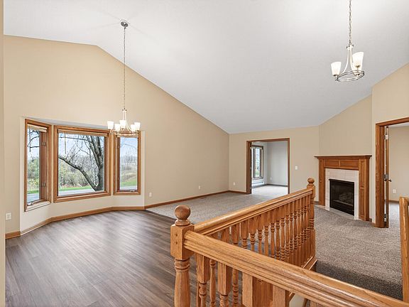 2nd image of 3605 Black Oaks Ln N