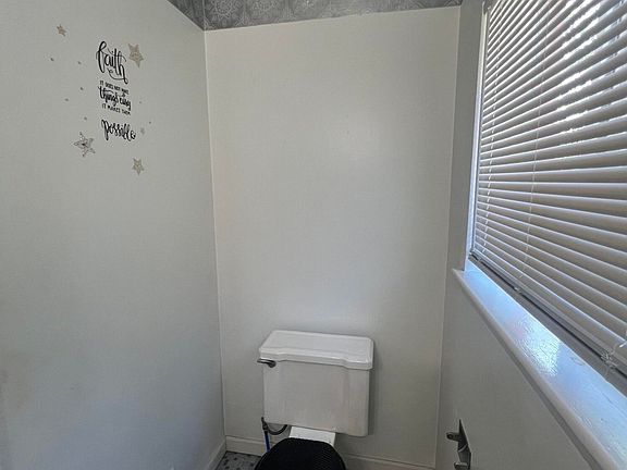 4th image of 3750 W Buena Vis