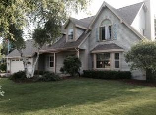 W151S6799 Golden Country Dr, Muskego, WI 53150