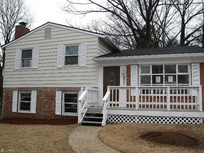 1st image of 13621 Pennsboro Dr