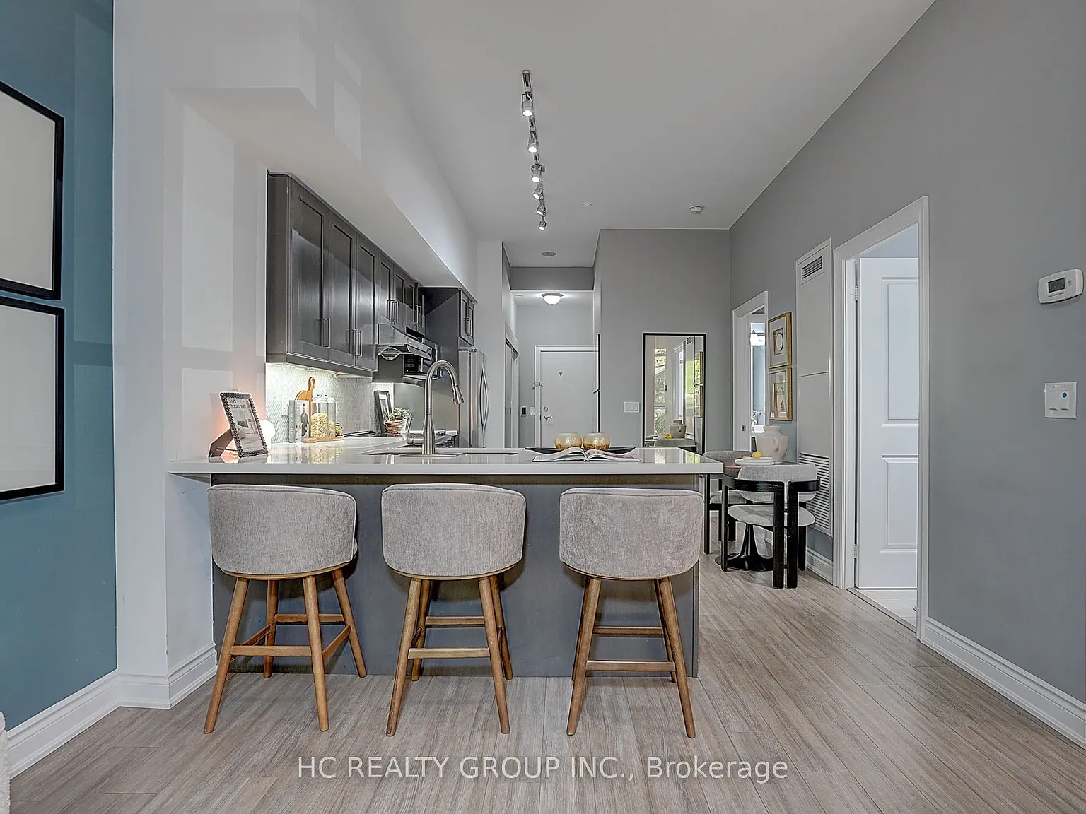 2 bed, $2,650 — Photo 2