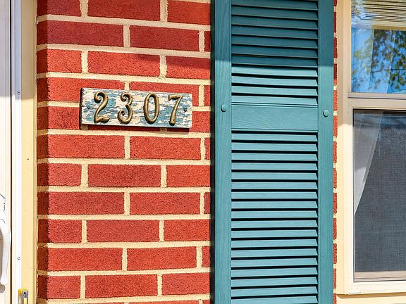 2nd image of 2307 3rd St