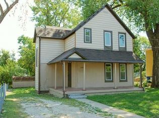 2335 E 9th St, Des Moines, IA 50316