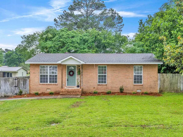 1212 17th St SW, Childersburg, AL 35044