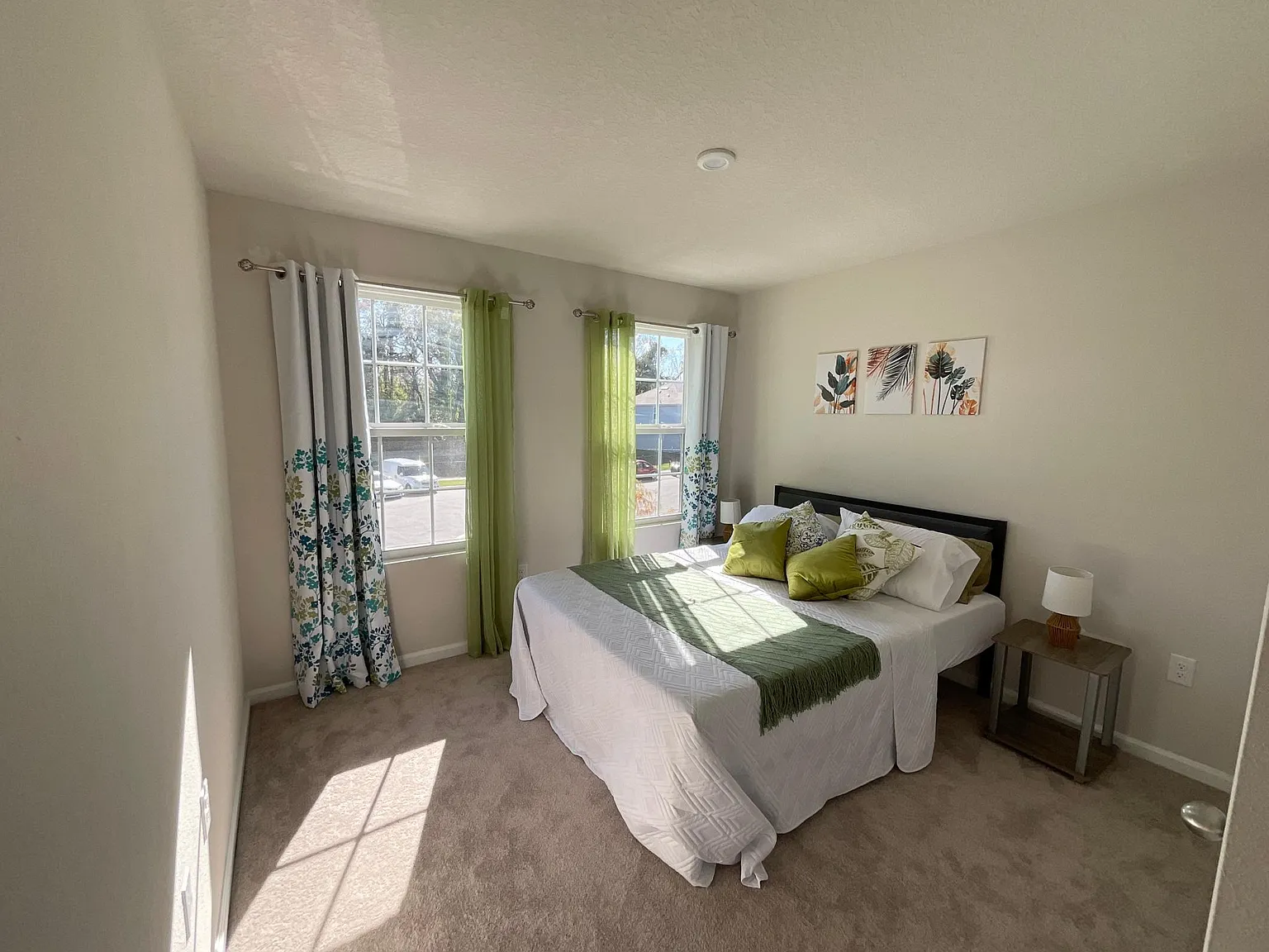 5889 Creekside Crossing Dr — Photo 4