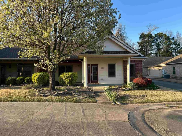 607 Stagecoach Village Cir, Little Rock, AR 72210
