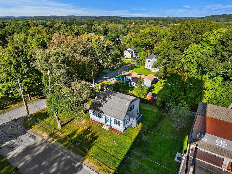 1st image of 35 Cedar Rd