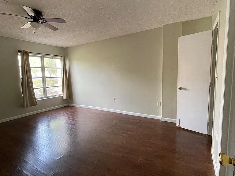 4158 Inverrary Dr #111 — Photo 22