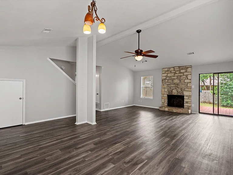 9901 Willers Way — Photo 10