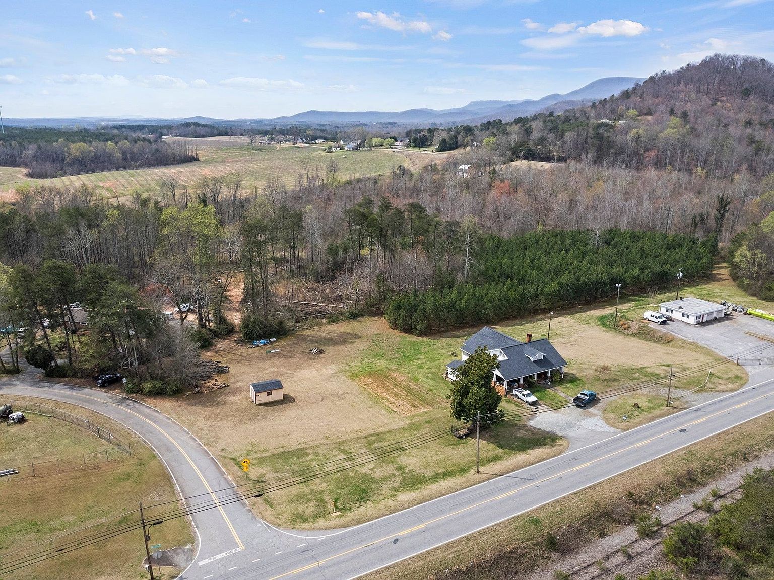 21901 Asheville Hwy, Landrum, SC 29356 MLS 298128 Zillow
