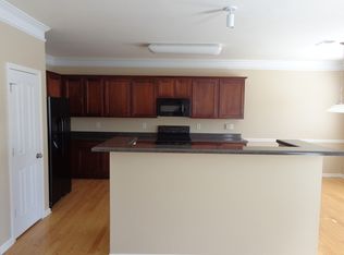 12806 Sandpines Ln, Charlotte, NC 28262