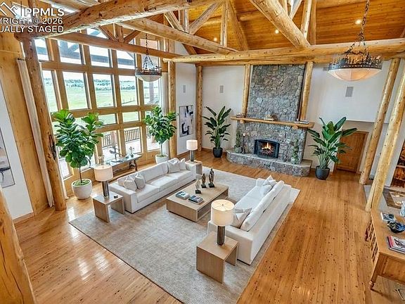 4th image of 15958 Shadow Mountain Ranch Rd