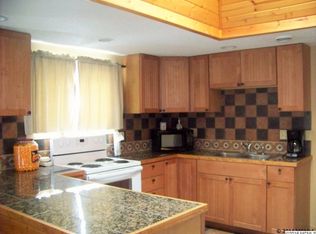 15259 Pascal St, Clear Lake, IA 50428