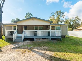 26762 Lantern Ln, New Caney, TX 77357