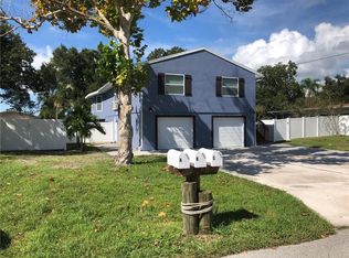 1142 W Lotus Dr, Dunedin, FL 34698