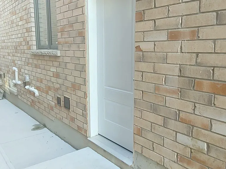 108 Emerald Coast Trl — Photo 2