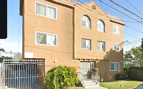 4089 W 129th St #4 — Photo 4